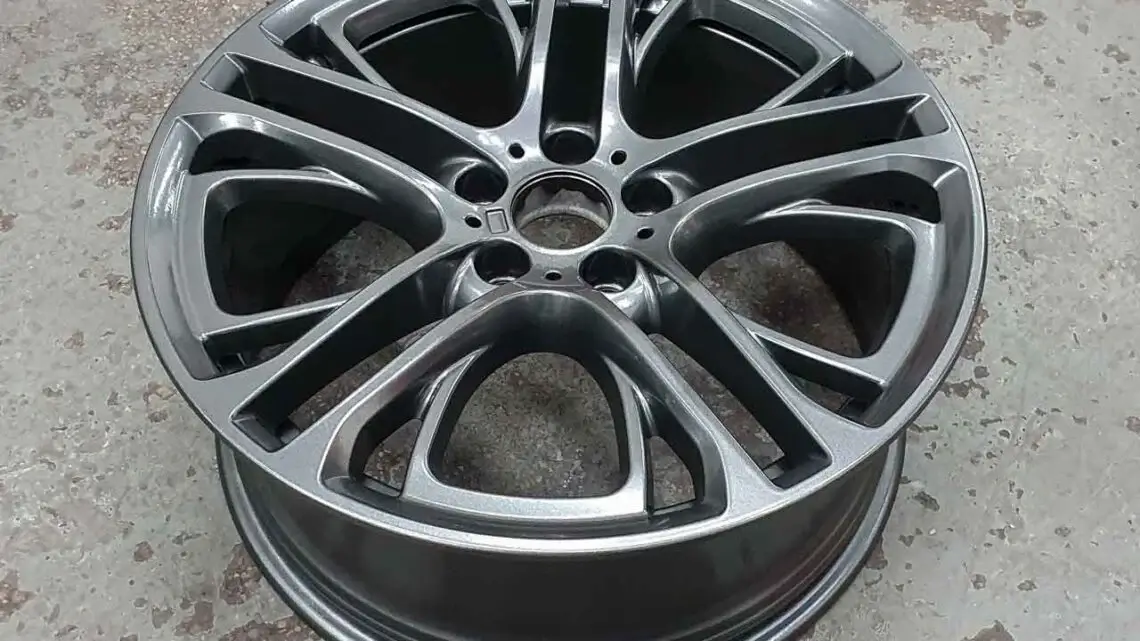 BMW metallic anthracite alloy wheel refurbishment — Wheel Repair Manchester